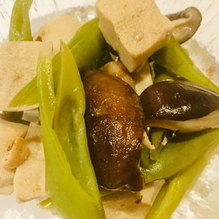 ささげと椎茸と高野豆腐の煮物